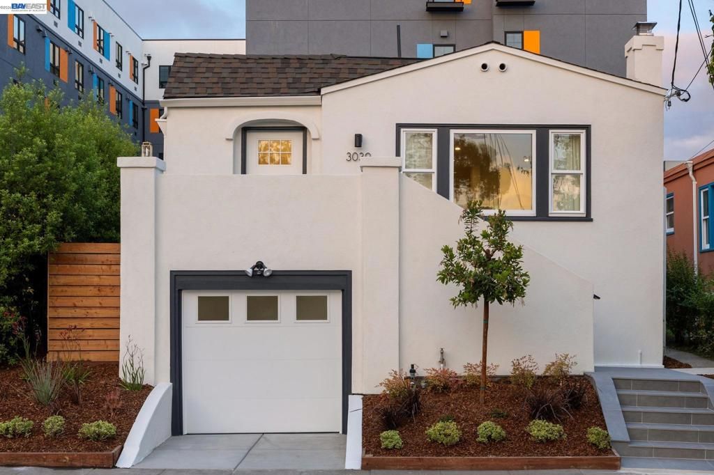 Image 6 of property listing at 3039 HALCYON COURT, Berkeley, CA 94705
