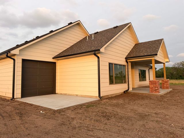 4913 W Calvert, Wichita, KS 67215