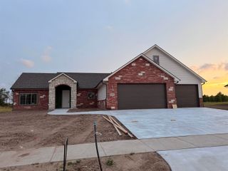 4913 W Calvert, Wichita, KS 67215