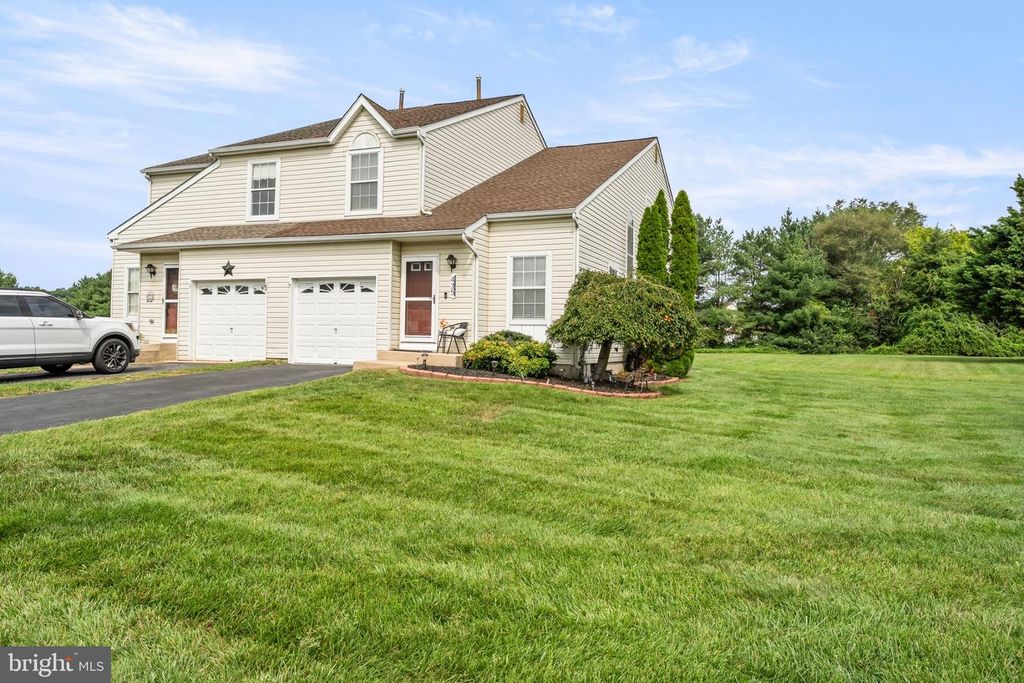 435 LONGFELLOW DR, WILLIAMSTOWN, NJ 08094 — photo 2