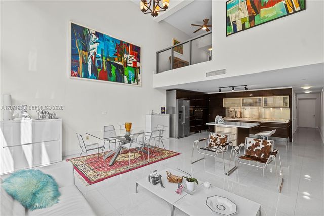 6000 Collins Avenue 336, Miami Beach, FL 33140