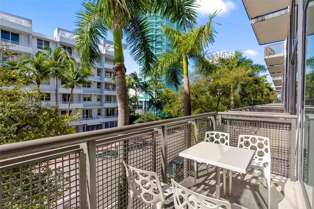 6000 Collins Avenue 336, Miami Beach, FL 33140