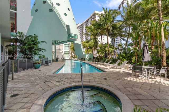 6000 Collins Avenue 336, Miami Beach, FL 33140