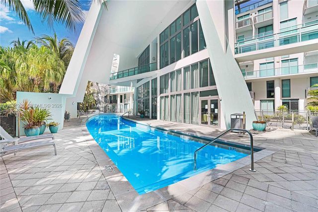 6000 Collins Avenue 336, Miami Beach, FL 33140