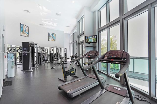 6000 Collins Avenue 336, Miami Beach, FL 33140