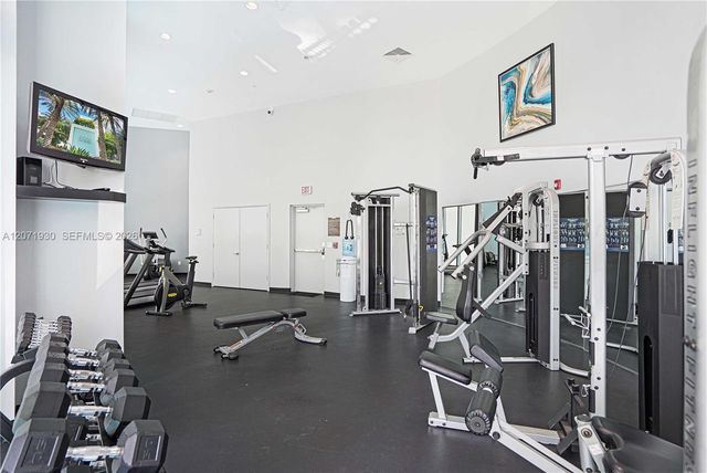 6000 Collins Avenue 336, Miami Beach, FL 33140