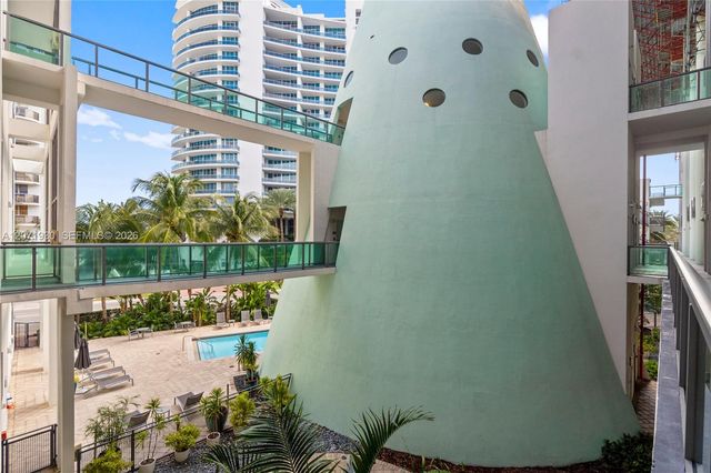 6000 Collins Avenue 336, Miami Beach, FL 33140