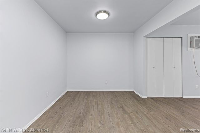 4345 Crooks Road 26, Royal Oak, MI 48073