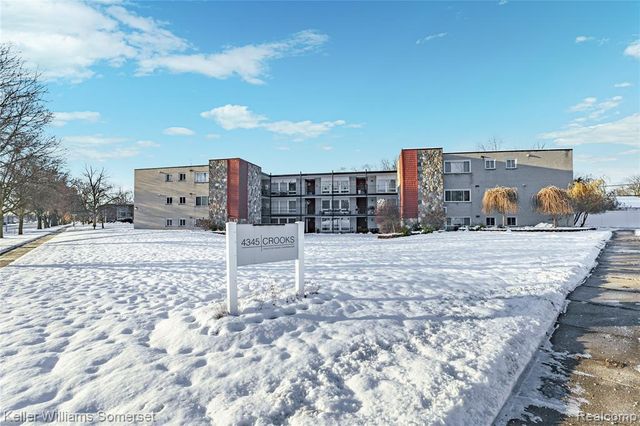 4345 Crooks Road 26, Royal Oak, MI 48073