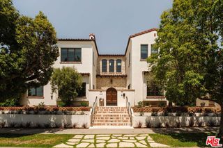 16037 Junaluska Way, Pacific Palisades, CA 90272