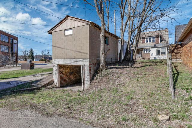 235 W Main Street, Logan, OH 43138