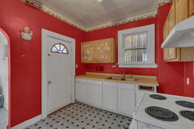 235 W Main Street, Logan, OH 43138