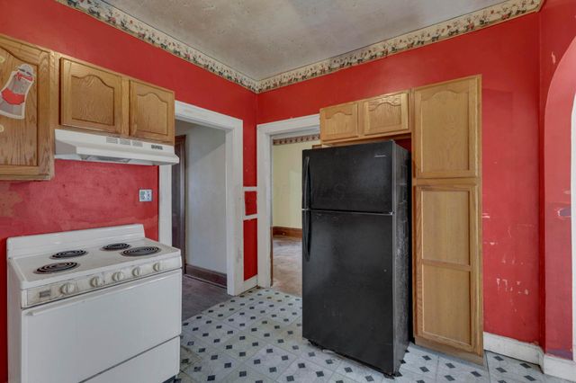 235 W Main Street, Logan, OH 43138