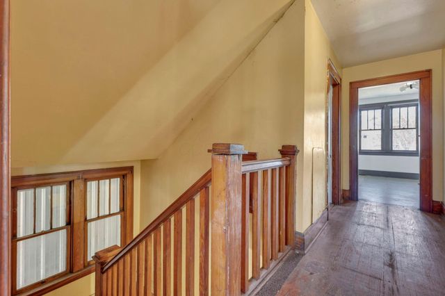 235 W Main Street, Logan, OH 43138