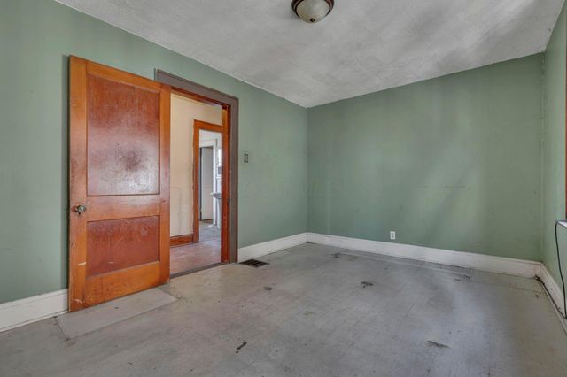 235 W Main Street, Logan, OH 43138