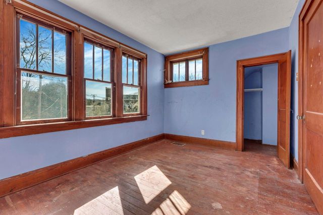 235 W Main Street, Logan, OH 43138