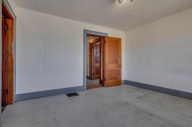 235 W Main Street, Logan, OH 43138