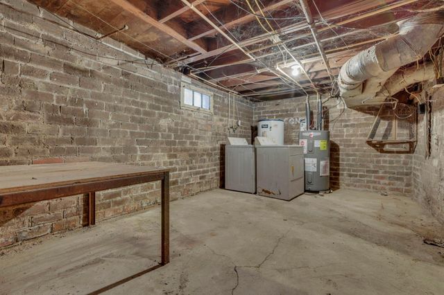 235 W Main Street, Logan, OH 43138