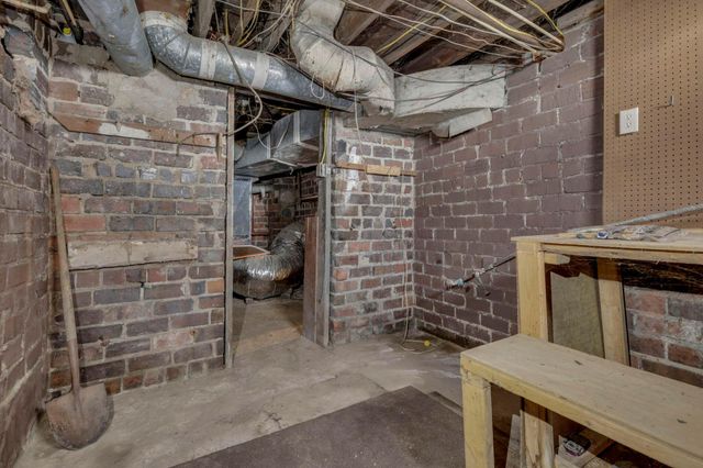 235 W Main Street, Logan, OH 43138