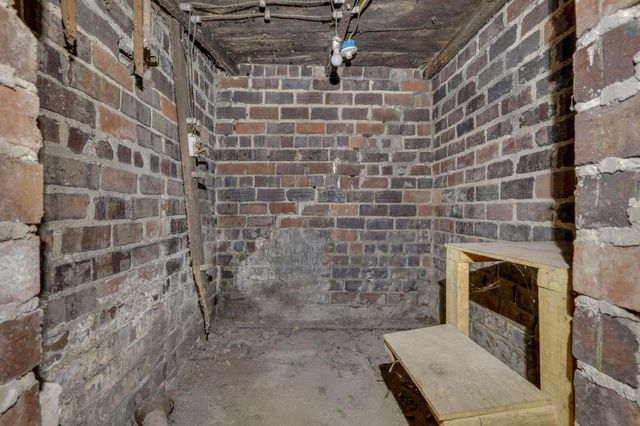 235 W Main Street, Logan, OH 43138