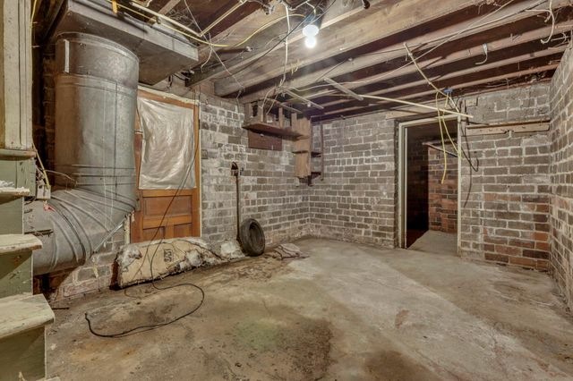 235 W Main Street, Logan, OH 43138