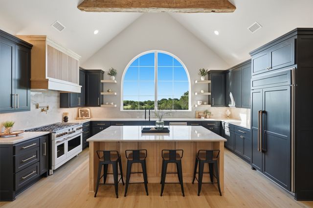 3305 Rio Grande Circle, Cresson, TX 76035