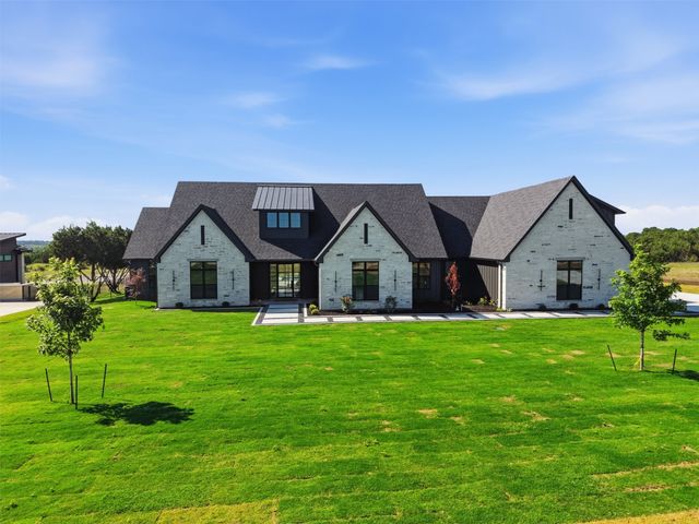 3305 Rio Grande Circle, Cresson, TX 76035