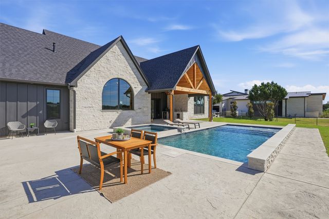 3305 Rio Grande Circle, Cresson, TX 76035