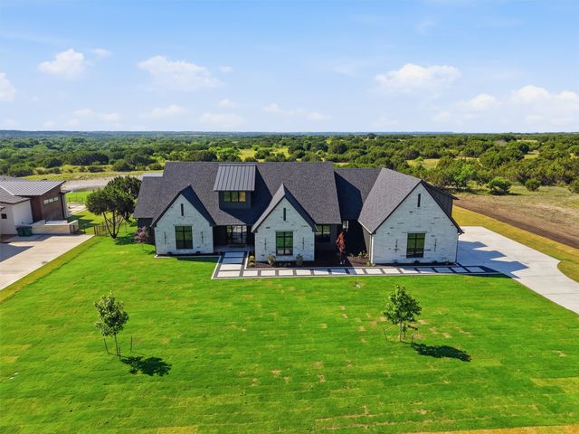 3305 Rio Grande Circle, Cresson, TX 76035