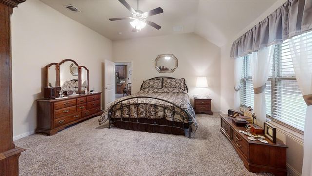 109 Donna Circle, Granbury, TX 76049