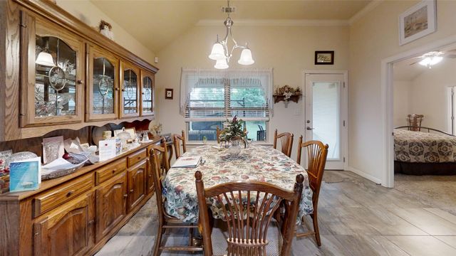 109 Donna Circle, Granbury, TX 76049