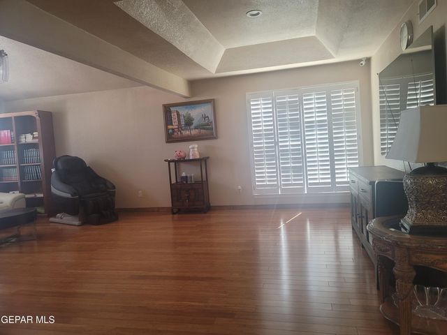 11205 LOMA DEL SOL Drive, El Paso, TX 79934