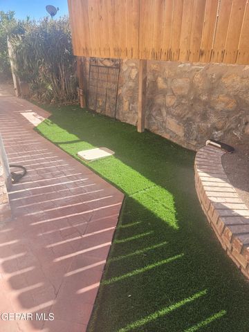 11205 LOMA DEL SOL Drive, El Paso, TX 79934