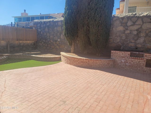 11205 LOMA DEL SOL Drive, El Paso, TX 79934