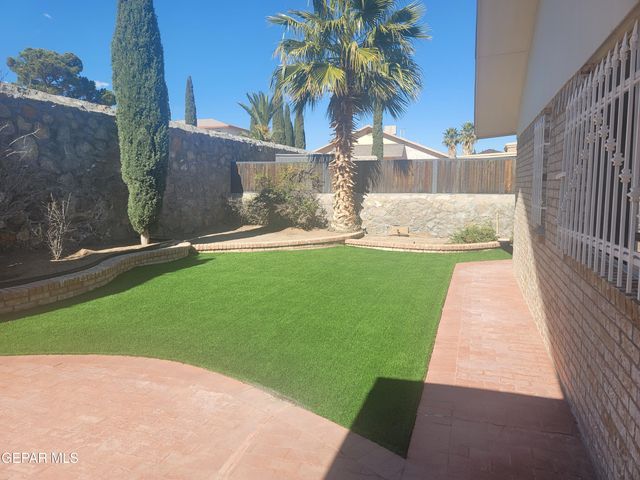 11205 LOMA DEL SOL Drive, El Paso, TX 79934