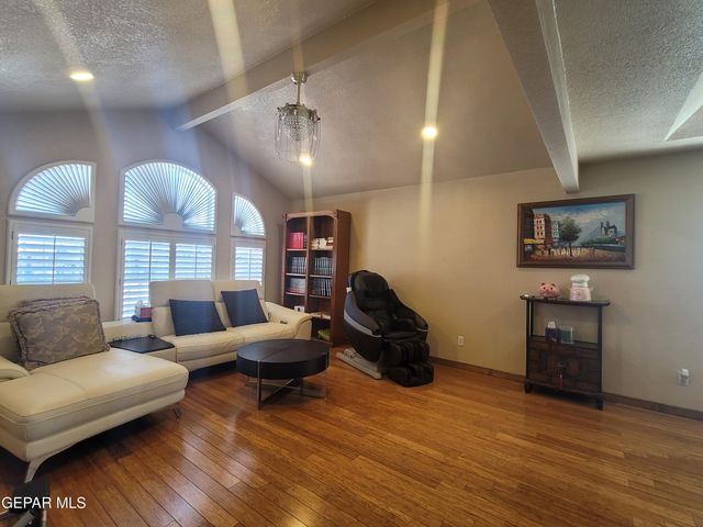 11205 LOMA DEL SOL Drive, El Paso, TX 79934