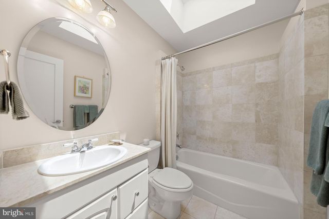 1819 37TH ST NW, Washington, DC 20007