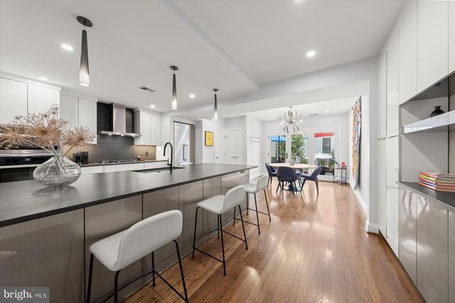 1819 37TH ST NW, Washington, DC 20007