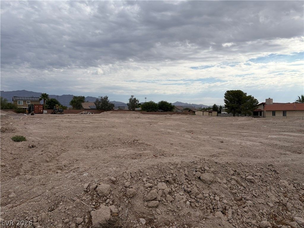 00 LA MADRE, North Las Vegas, NV 89031 — photo 2