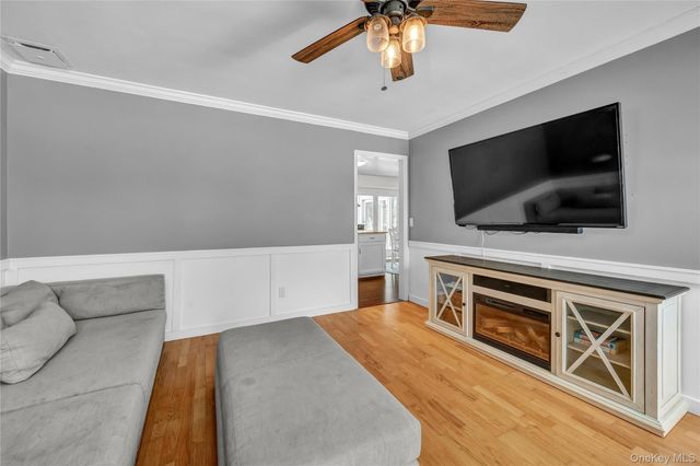 6 Eisenhower Court, Hopewell Junction, NY 12533