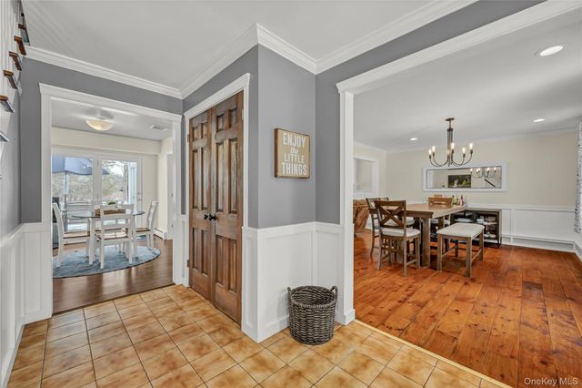 6 Eisenhower Court, Hopewell Junction, NY 12533