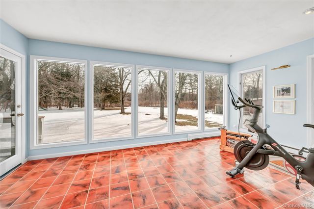 6 Eisenhower Court, Hopewell Junction, NY 12533