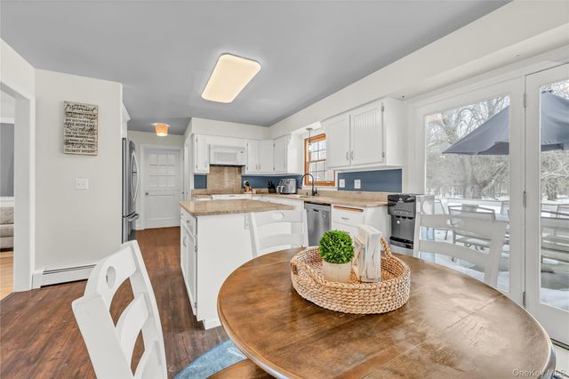 6 Eisenhower Court, Hopewell Junction, NY 12533