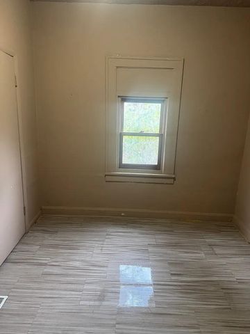 4633 W 11th Avenue, Gary, IN 46406