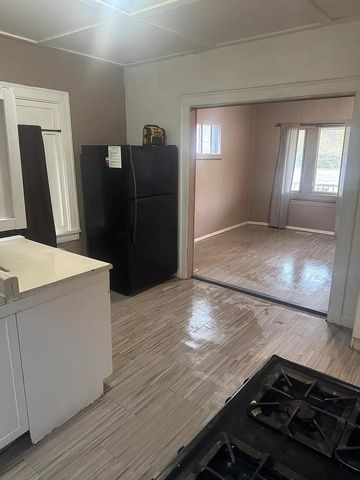 4633 W 11th Avenue, Gary, IN 46406