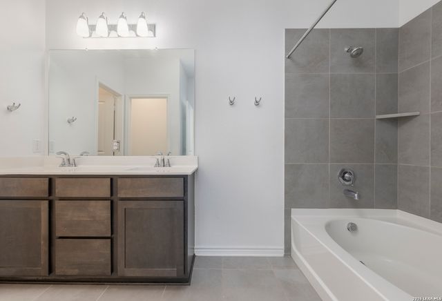 9507 Reinhartz, San Antonio, TX 78221