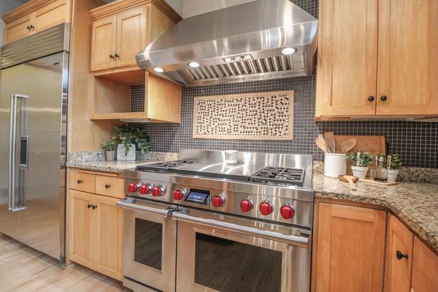 209 Waverly Drive, Cambridge, WI 53523