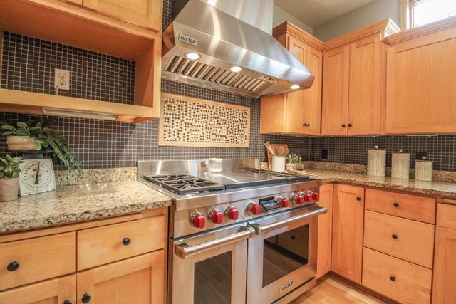 209 Waverly Drive, Cambridge, WI 53523