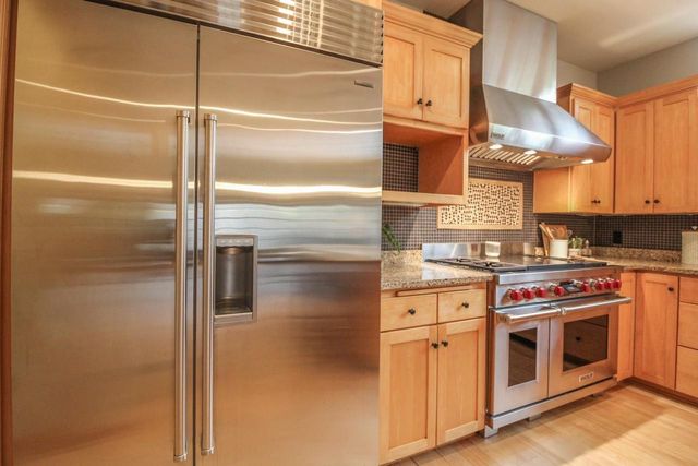 209 Waverly Drive, Cambridge, WI 53523