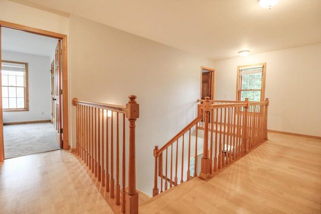 209 Waverly Drive, Cambridge, WI 53523
